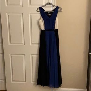 Color block long gown